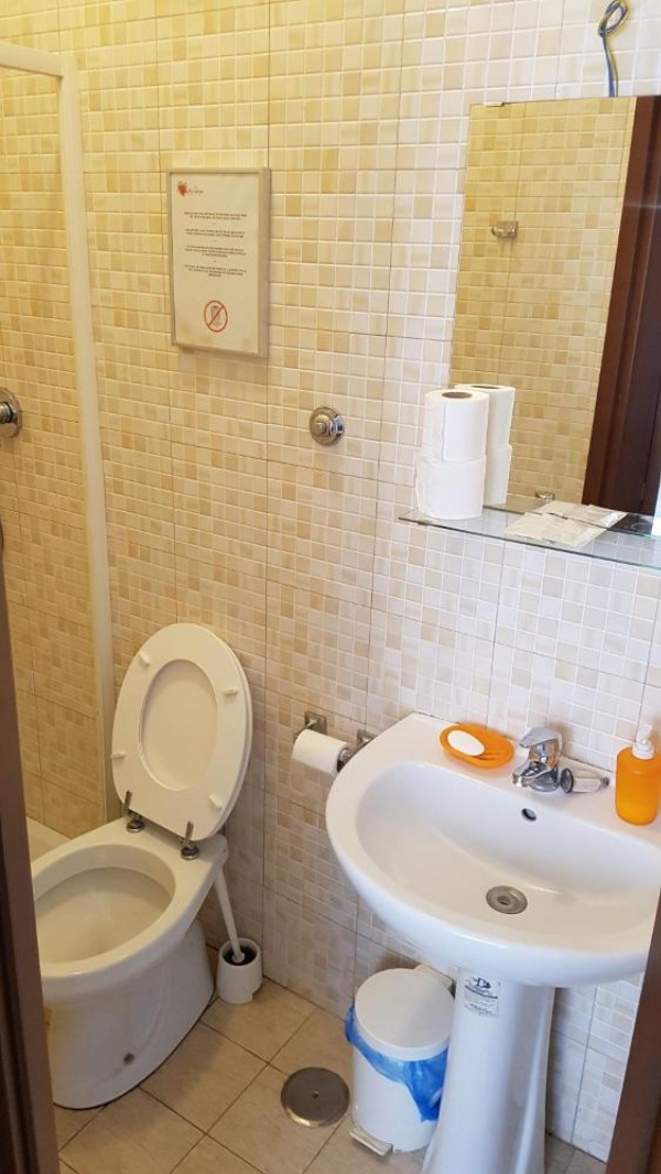 Meltin' Rome Guest House image 19